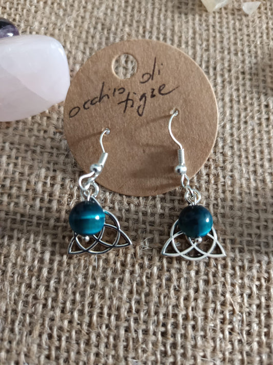 Orecchini in Occhio di tigre blu e Nodo Celtico