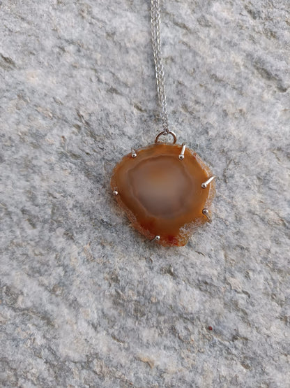 Ciondolo in Geode di Agata Naturale